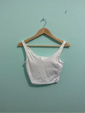 Women’s White Scoop Neck Cropped Tank Top